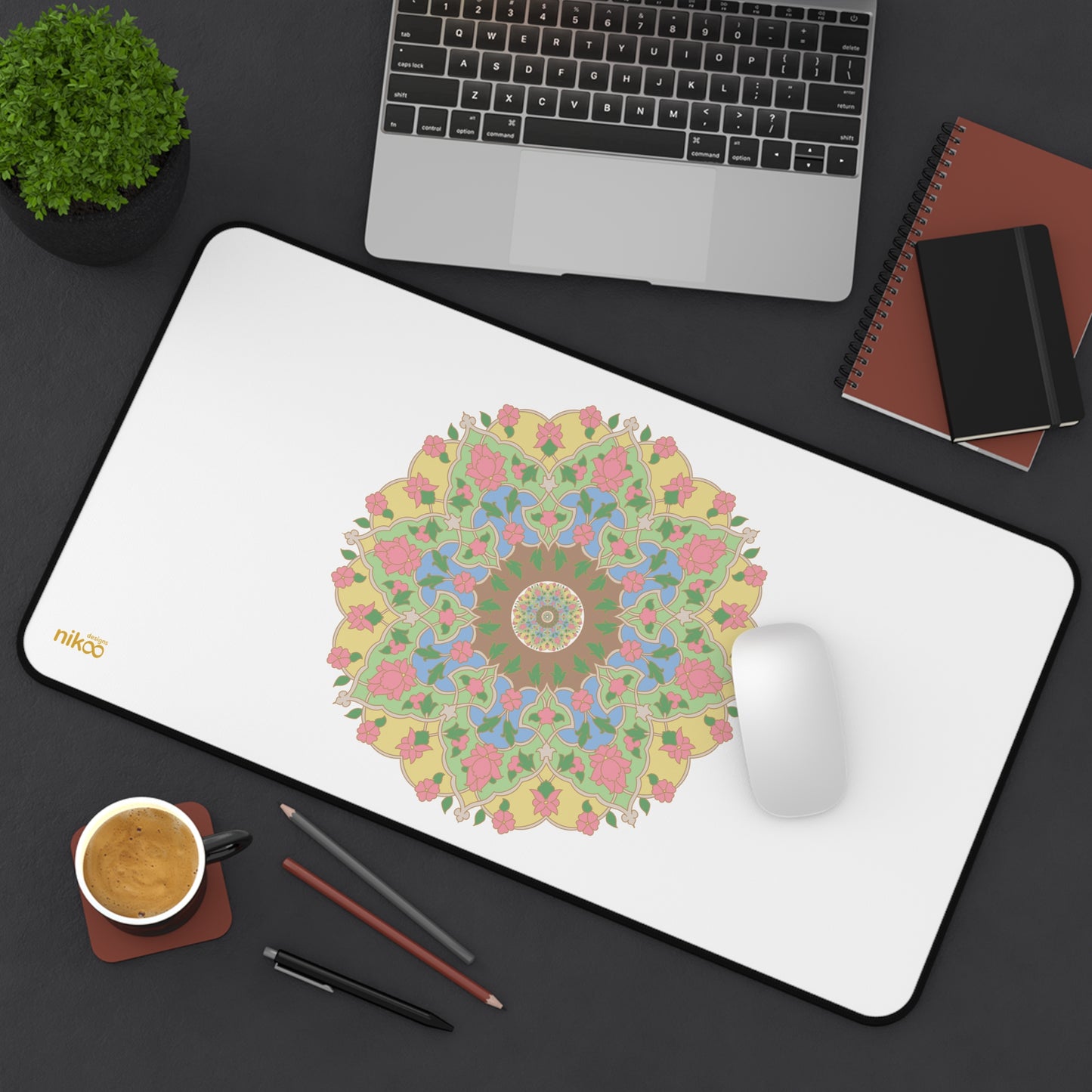 Desk Mat with Persian Art of Tazheeb and Shamse Design – رومیزی میز کار با طرح تذهیب و شمسه