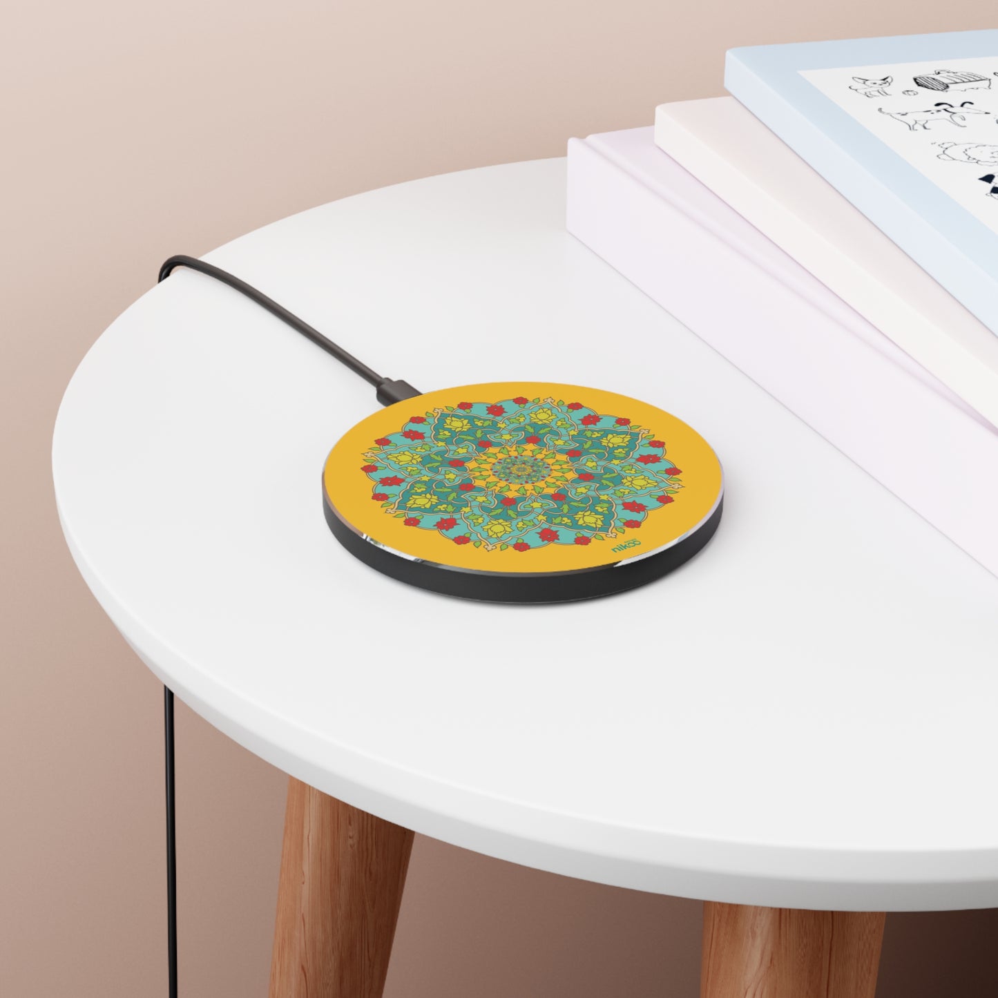 Wireless Charger with Persian Tazheeb and Shamse Design – شارژر بی‌سیم با طرح تذهیب و شمسه